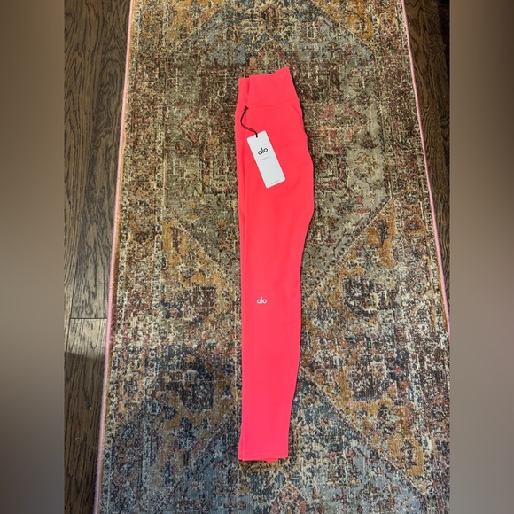 NWT Alo 7/8 High Waist Airlift Legging, Hot Coral, Size Small - Picture 3 of 7